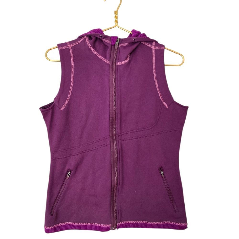 Title Nine Purple Sleeveless Hoodie Medium Gorpcore Athleisure Hiking Activewear